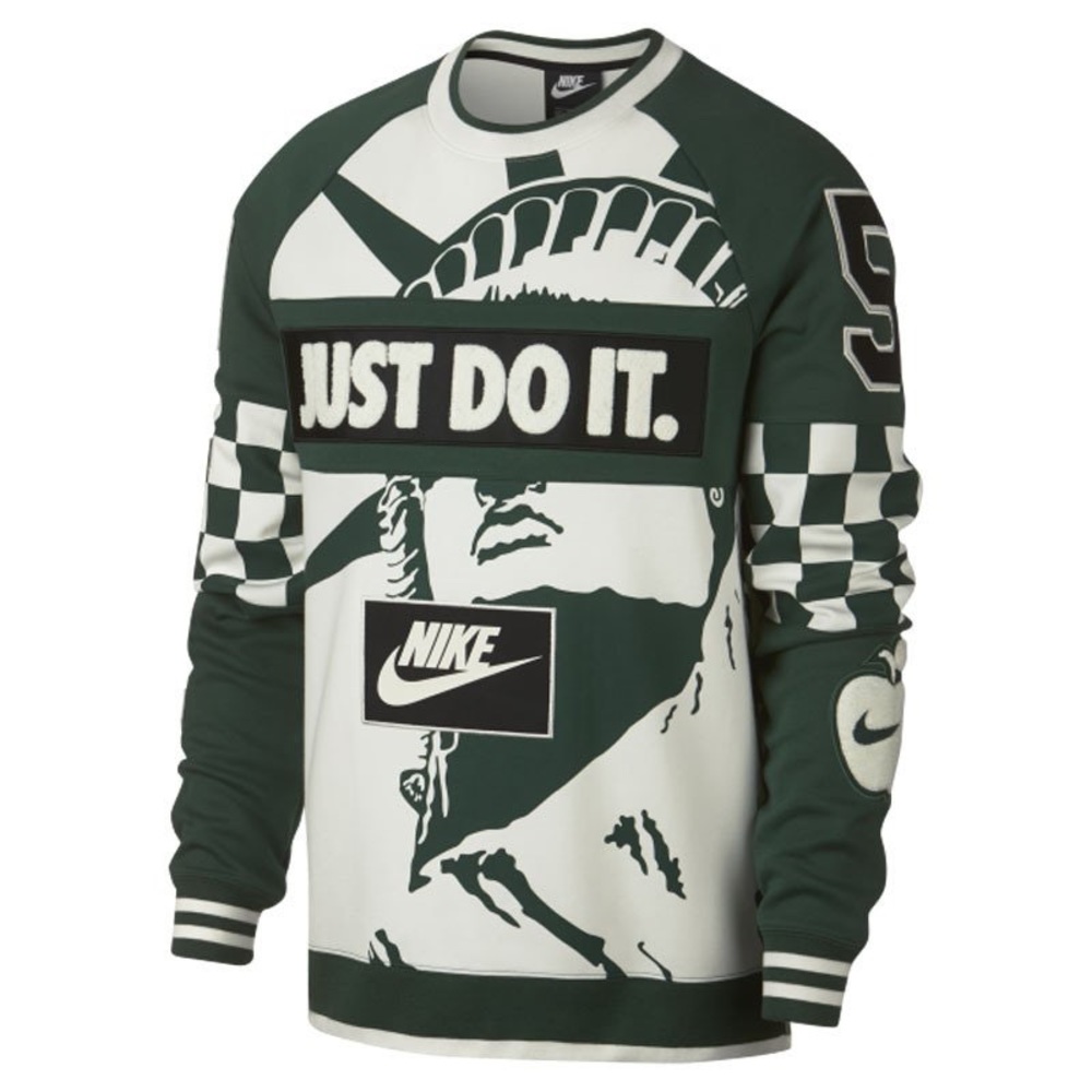Nike Sportswear New Sweater Statue Liberty NY